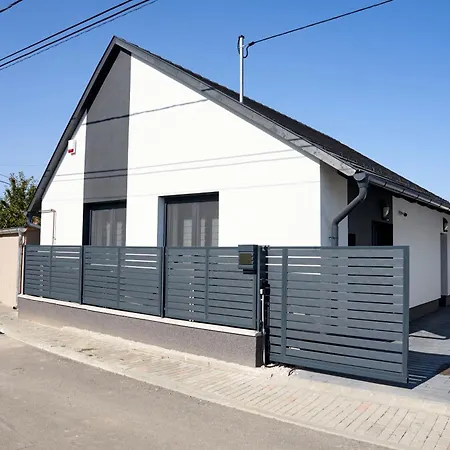 Apartament Beke 10 Apartmanhaz Villány