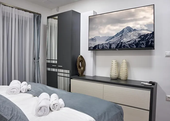 Beke 10 Apartmanhaz * 维拉尼